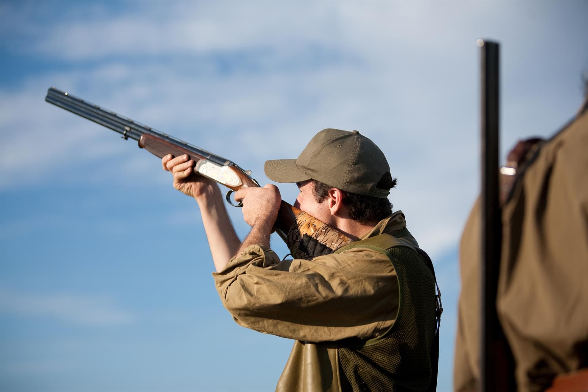 ¿Quiere conseguir o renovar su permiso de armas?